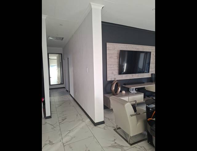 3 BEDROOM HOUSE FOR SALE IN RIVERSPRAY LIFESTYLE ESTATE